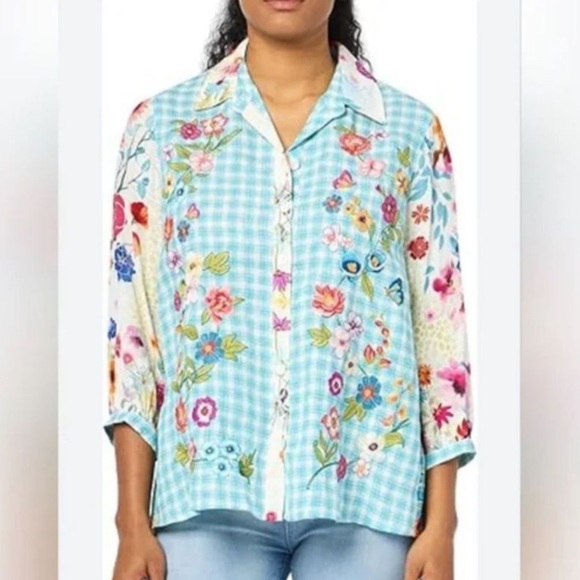 John Mark Nwt Plaid Embroidered Floral 3/4 Sleeve Button Front Top - Picture 3 of 3